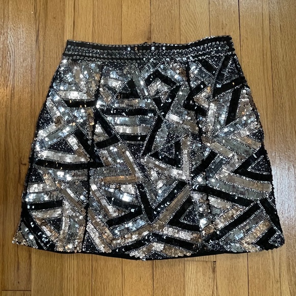 Women’s X by NBD Bethany Festive Sequin Mini Skirt - Picture 4 of 11